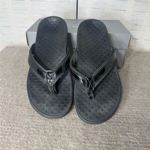 Vionic Tide Black Thong Sandal Size 8 M
